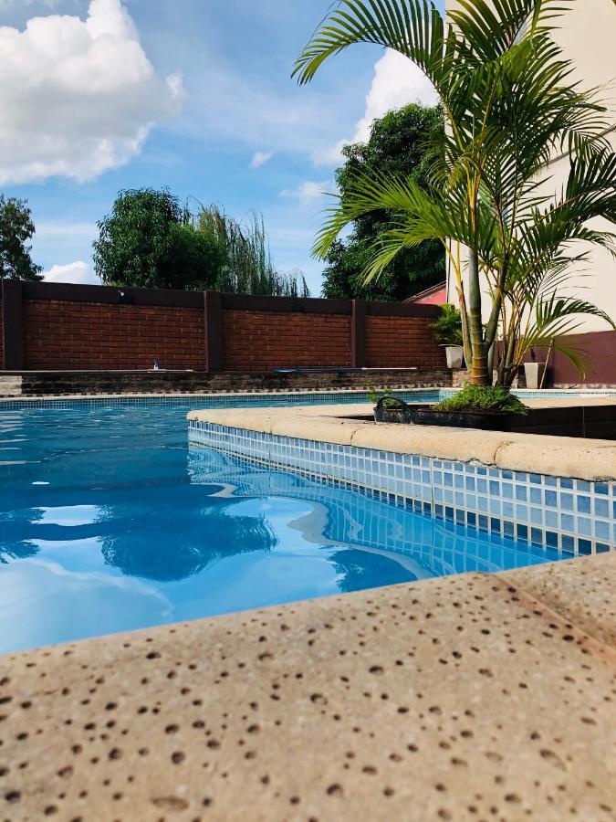 La Familia Hotel Puerto Iguazú Dış mekan fotoğraf